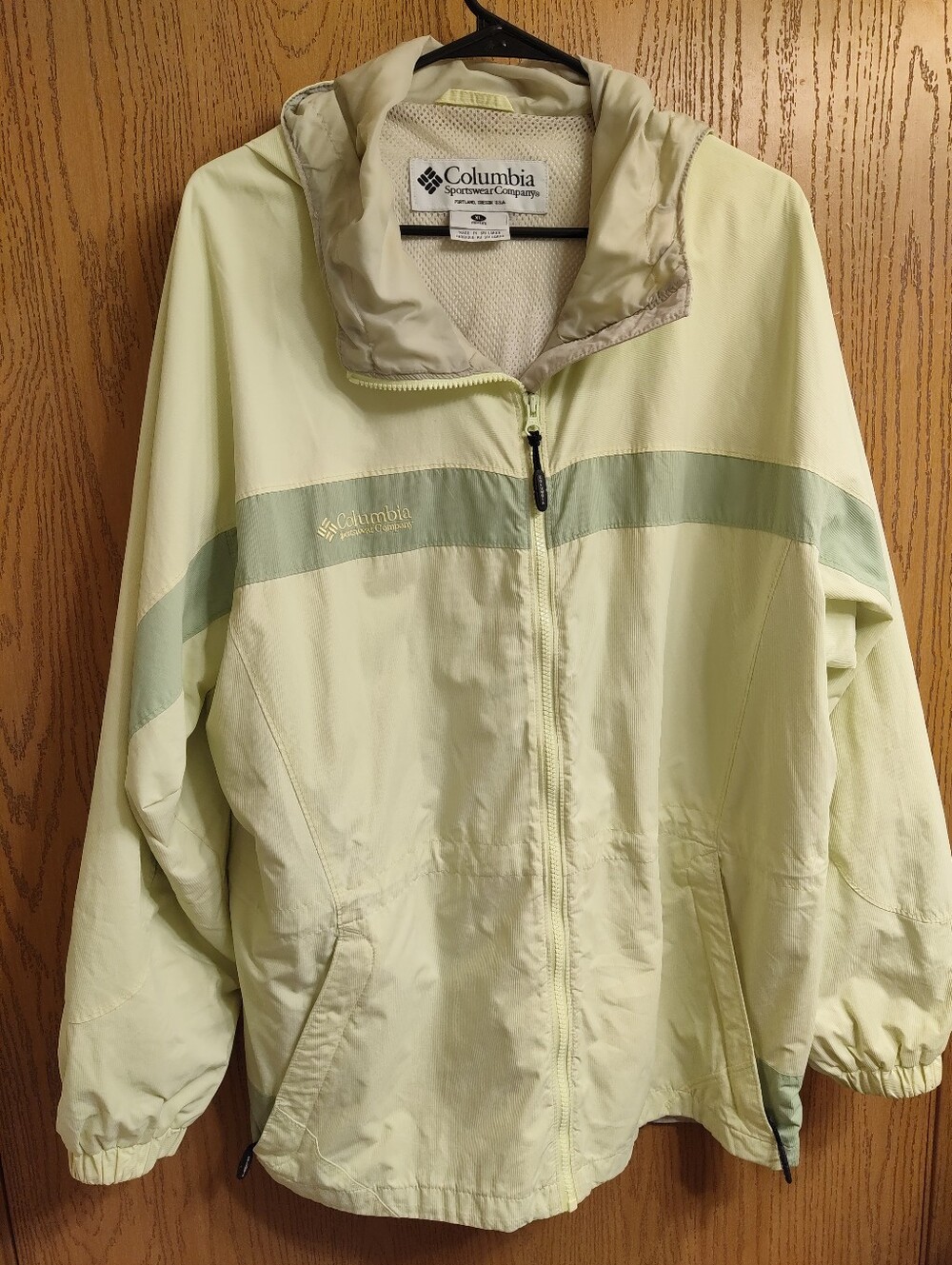 Columbia Light Yellow Windbreaker Jacket